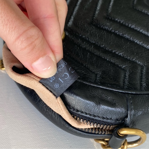 Gucci GG Marmont Round Shoulder Bag Mini Black - Picture 3 of 8